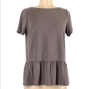Banana Republic Gray Ruffle Accent Short Sleeve